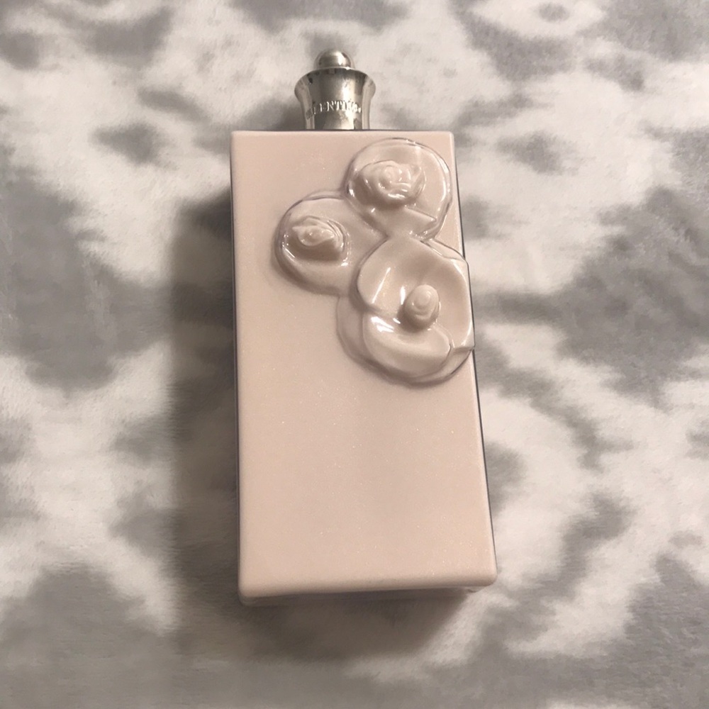 New never used Valentina Satin Floral Body Lotion